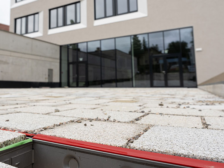 ACO Österreich Referenz Amtsplatz Hörsching Teaser ACO Österreich Referenz Amtsplatz Hörsching Teaser