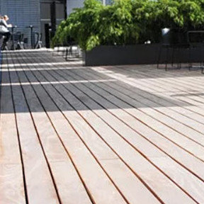 Entwässerung Terrassen, 
Balkone und Loggien