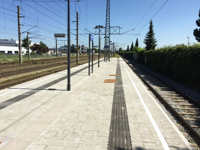 ACO Österreich Referenz Bahnhof Gunskirchen Bild1