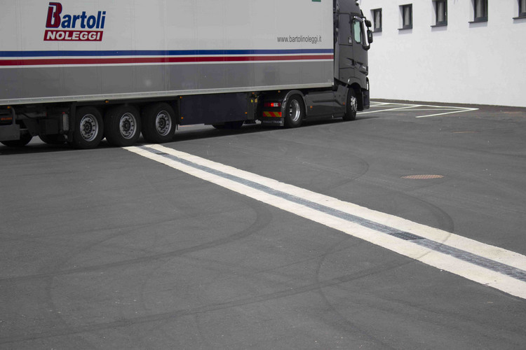 ACO Österreich Referenz REWE Zentrallager St. Veit Bild4