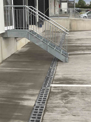 ACO Österreich Referenz XXXLutz Lager Bild6