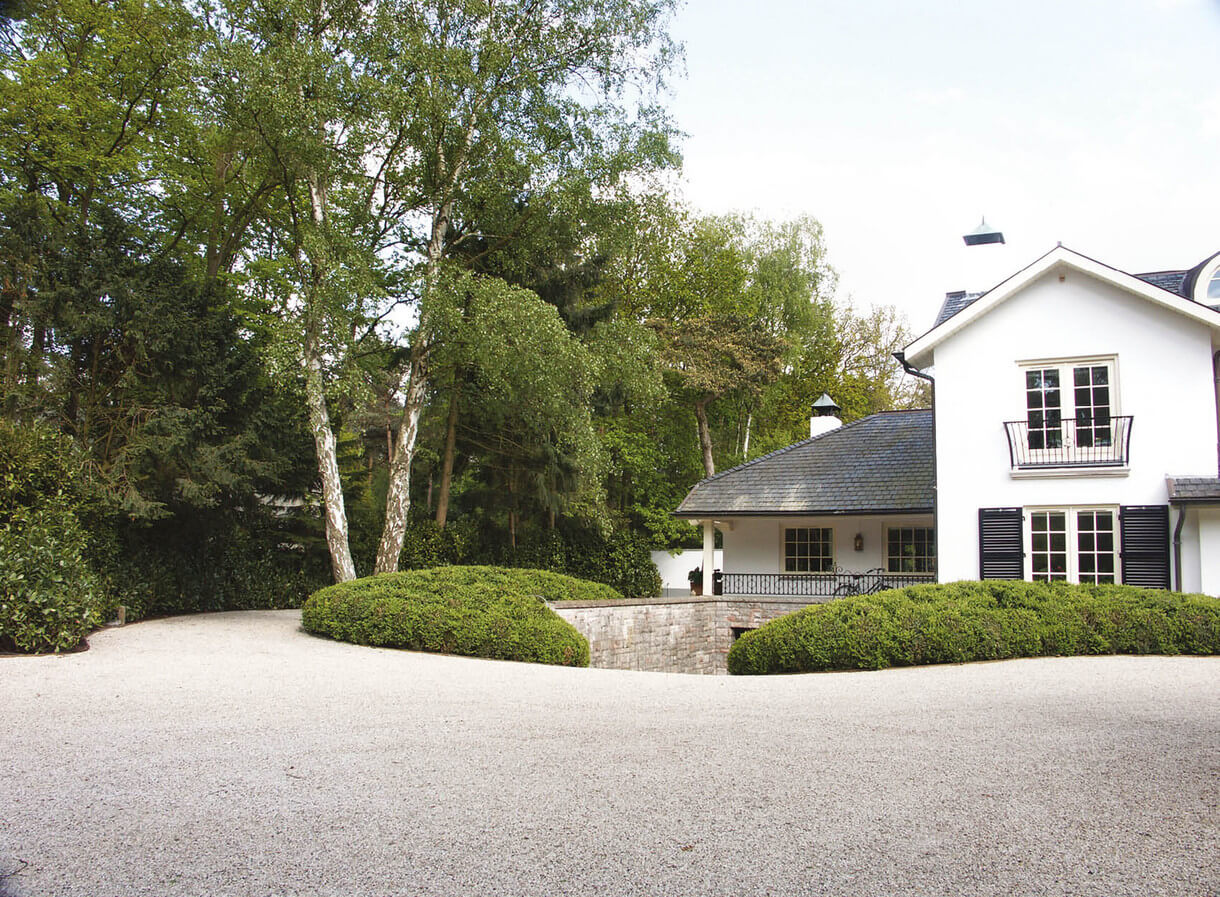 ACO-Loesungen-Hof Und Garten- Kiesstabiliserung
